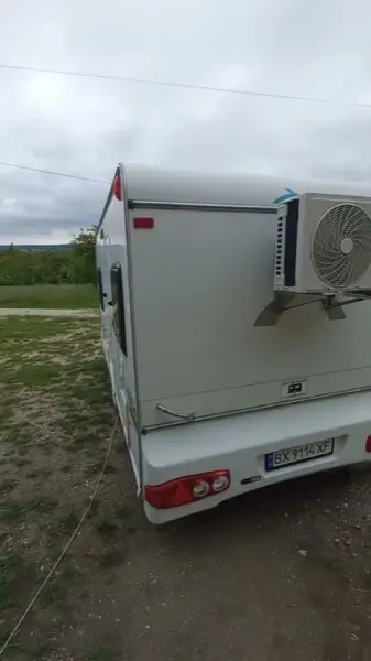 Круговий відеоогляд кондиціонера на автодомі Xplore